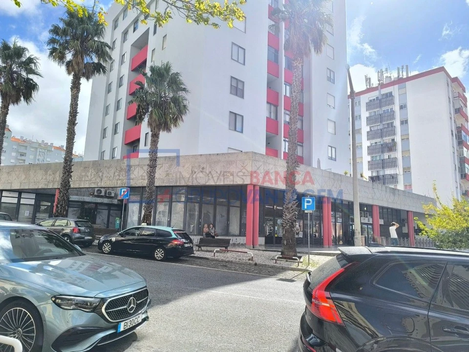 Loja para Venda em Ramada e Caneças Foto 23