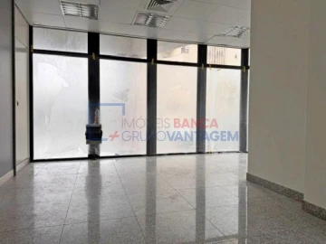Loja para Venda em Ramada e Caneças