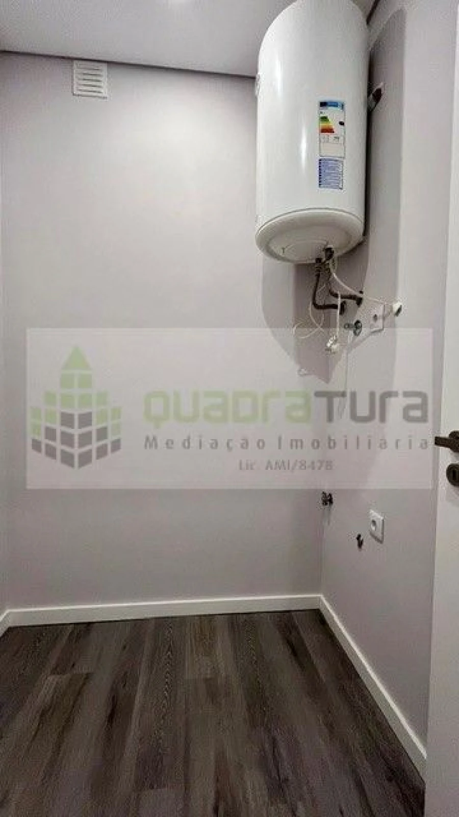 Apartamento T2 para Venda em Cedofeita, Santo Ildefonso, Sé, Miragaia, São Nicolau e Vitória Foto 18