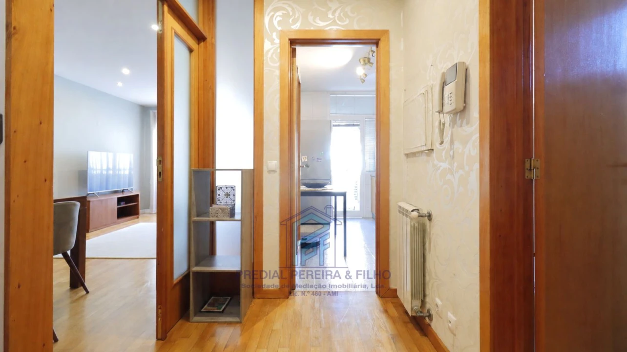 Apartamento T2 para Venda em Rio Tinto Foto 2