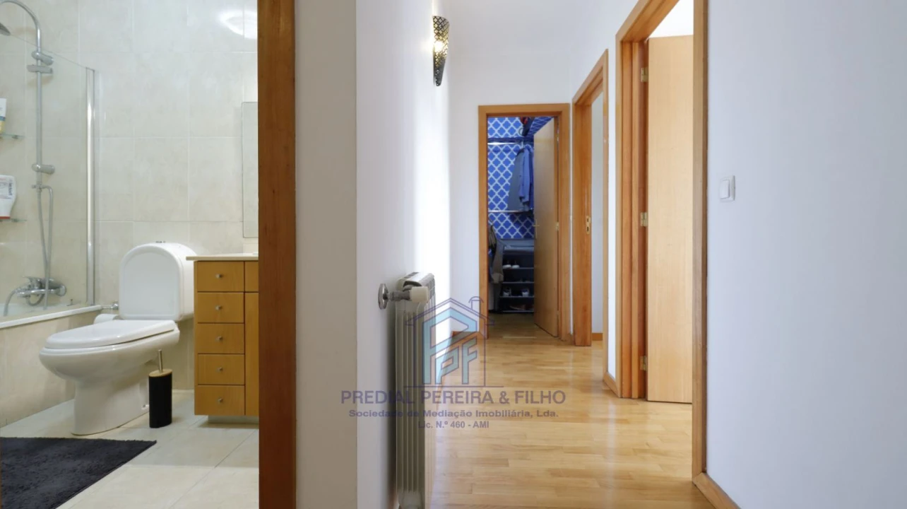 Apartamento T2 para Venda em Rio Tinto Foto 24