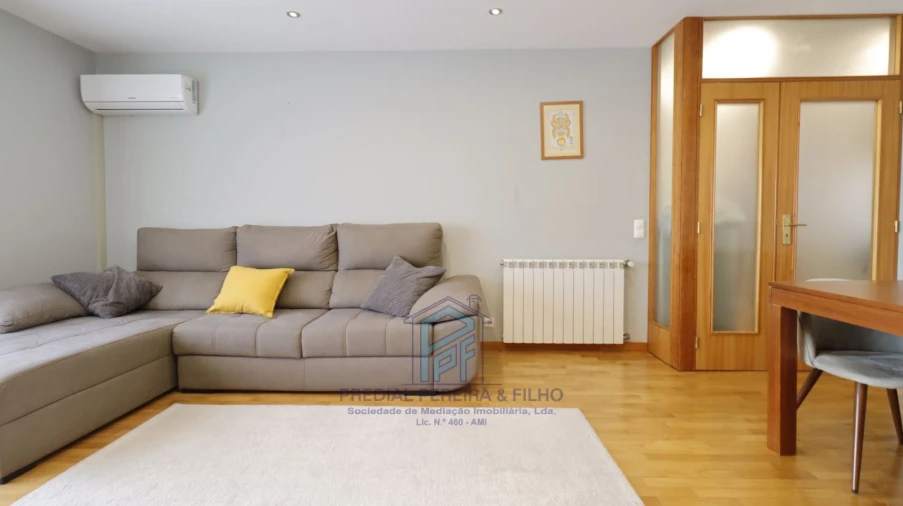 Apartamento T2 para Venda em Rio Tinto Foto 6