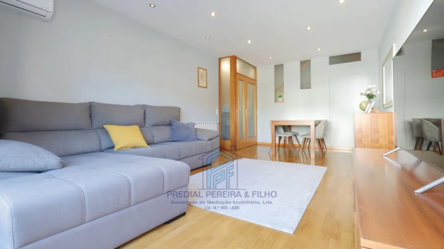 Apartamento T2 para Venda em Rio Tinto Foto 8