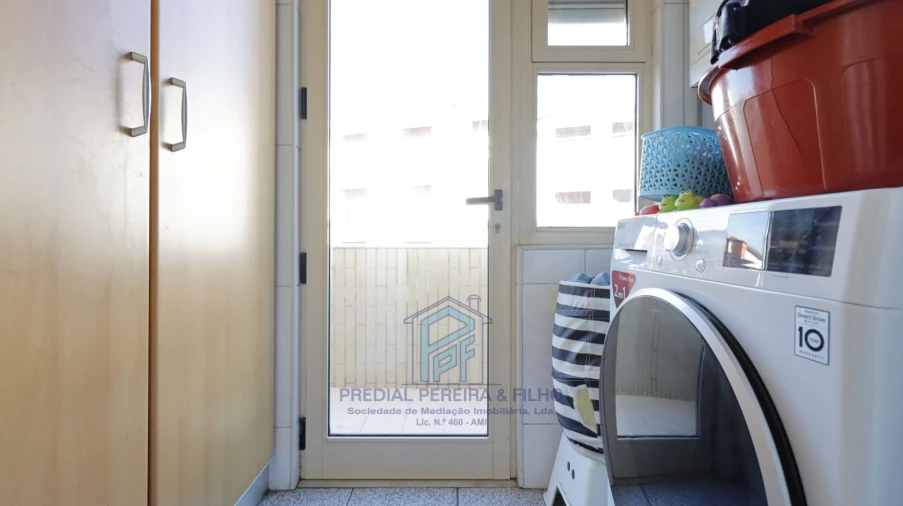Apartamento T2 para Venda em Rio Tinto Foto 13