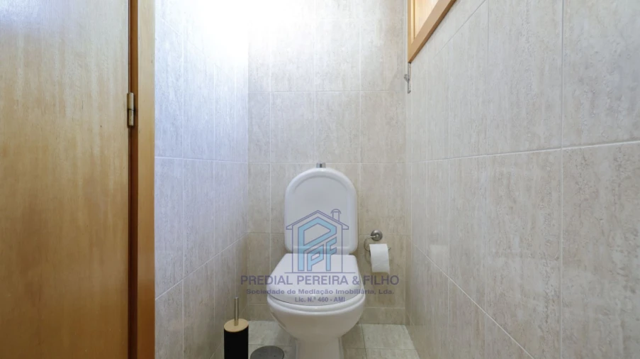 Apartamento T2 para Venda em Rio Tinto Foto 16
