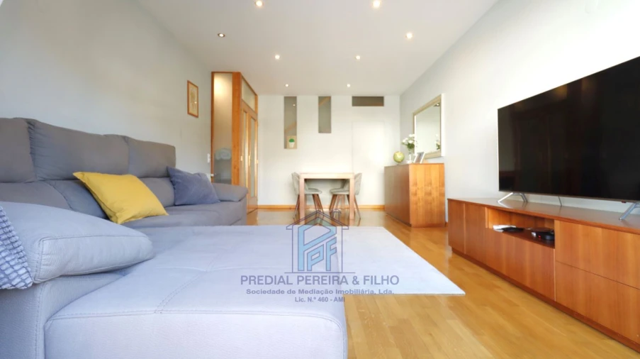 Apartamento T2 para Venda em Rio Tinto Foto 7