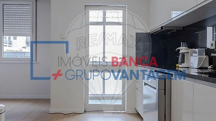 Apartamento T3 para Venda em Lordelo do Ouro e Massarelos