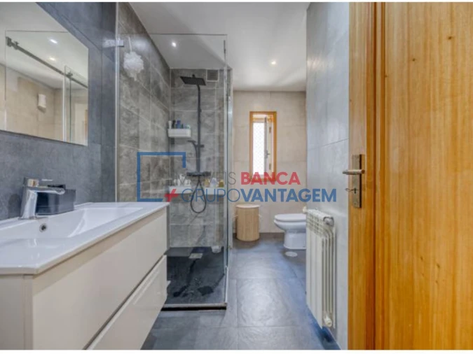 Apartamento T3 para Venda em Cidade da Maia Foto 8