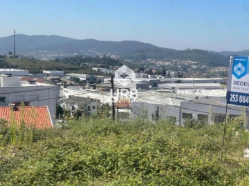 Terreno para Venda em Nogueira, Fraião e Lamaçães