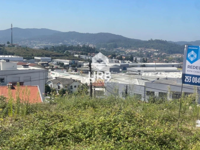 Terreno para Venda em Nogueira, Fraião e Lamaçães Foto 6