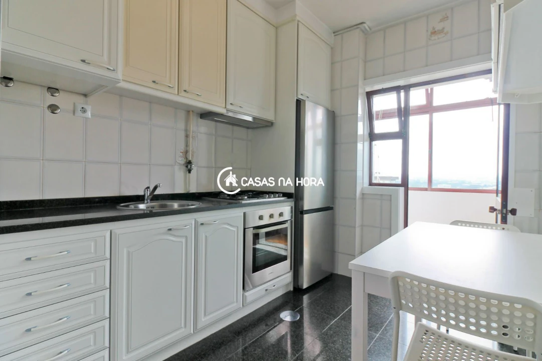 Apartamento T1 para Venda em Cidade da Maia Foto 15