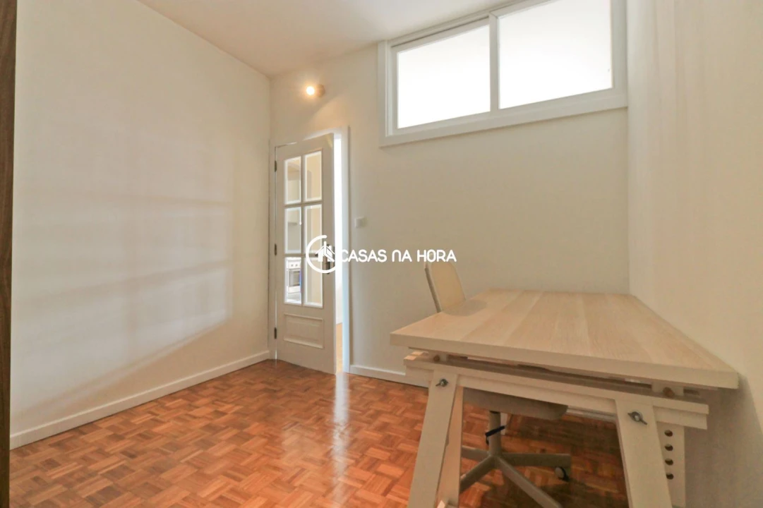 Apartamento T1 para Venda em Cidade da Maia Foto 21