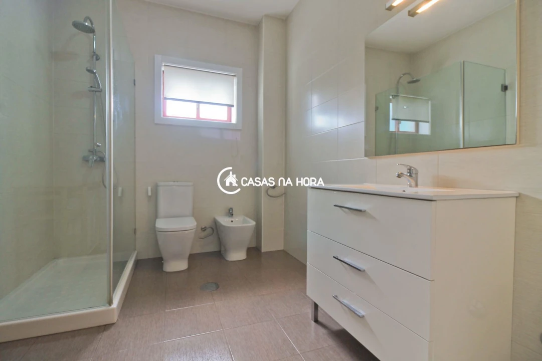 Apartamento T1 para Venda em Cidade da Maia Foto 25