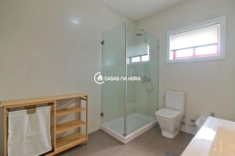 Apartamento T1 para Venda em Cidade da Maia Foto 17