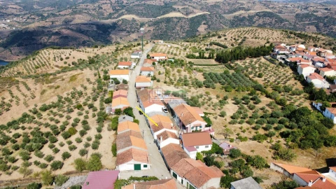 Moradia T2 para Venda em Cerejais