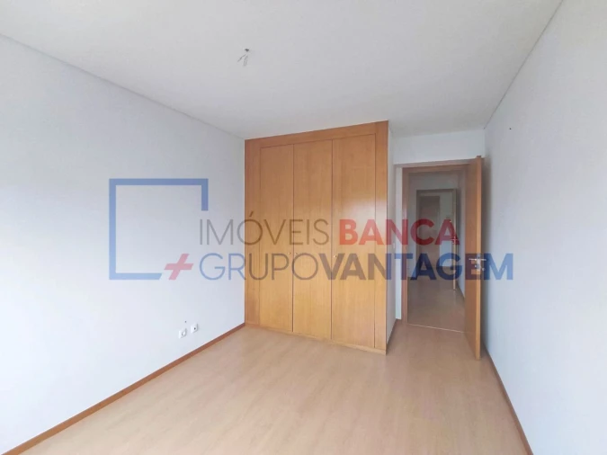 Apartamento T3 para Venda em Moreira Foto 13