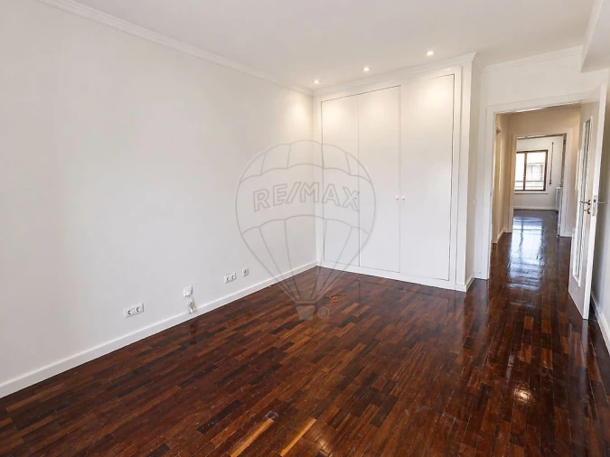 Apartamento T3 para Venda em Cidade da Maia Foto 7