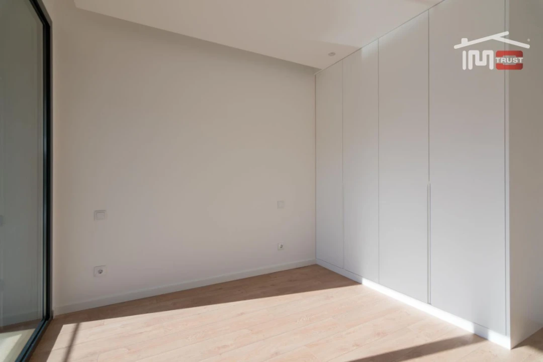 Apartamento T3 para Arrendamento em Nossa Senhora da Piedade Foto 15