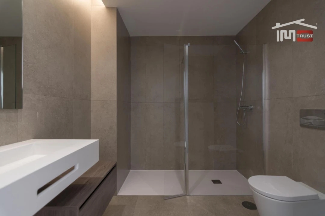 Apartamento T3 para Arrendamento em Nossa Senhora da Piedade Foto 18