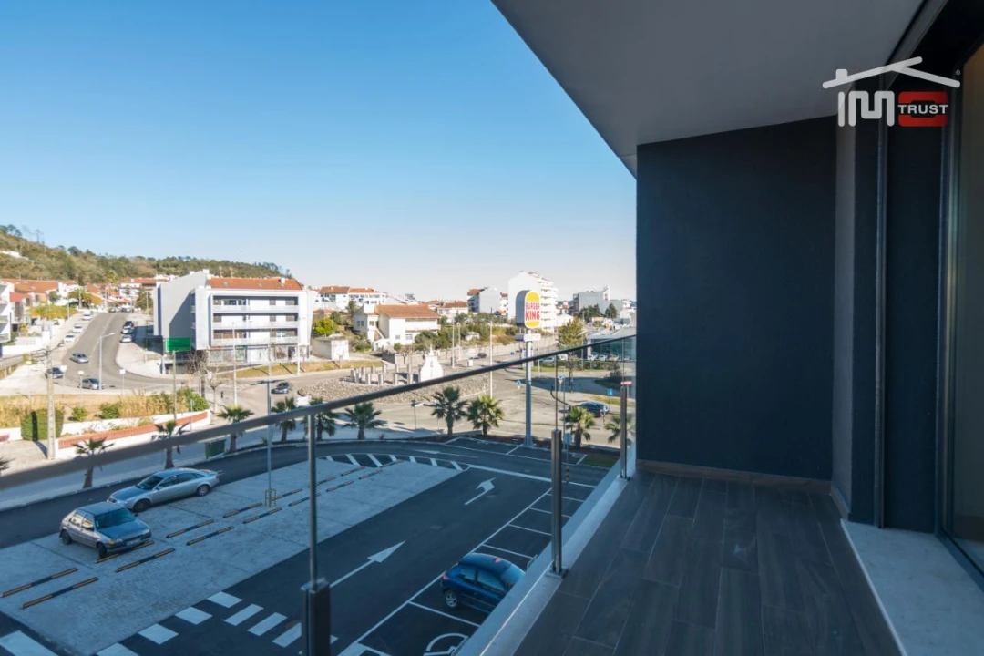 Apartamento T3 para Arrendamento em Nossa Senhora da Piedade Foto 23