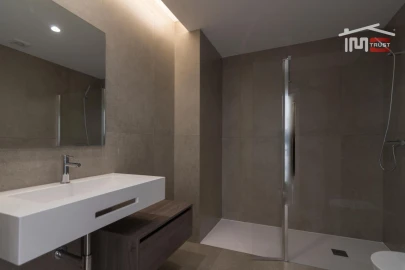 Apartamento T3 para Arrendamento em Nossa Senhora da Piedade