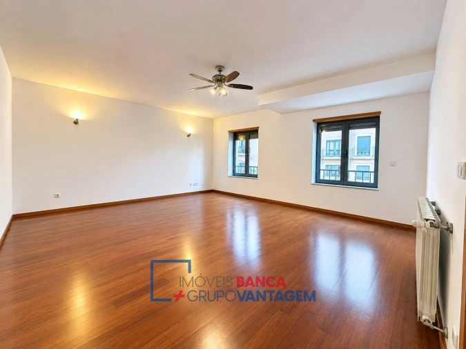 Apartamento T2 para Venda em Oliveira do Douro Foto 4