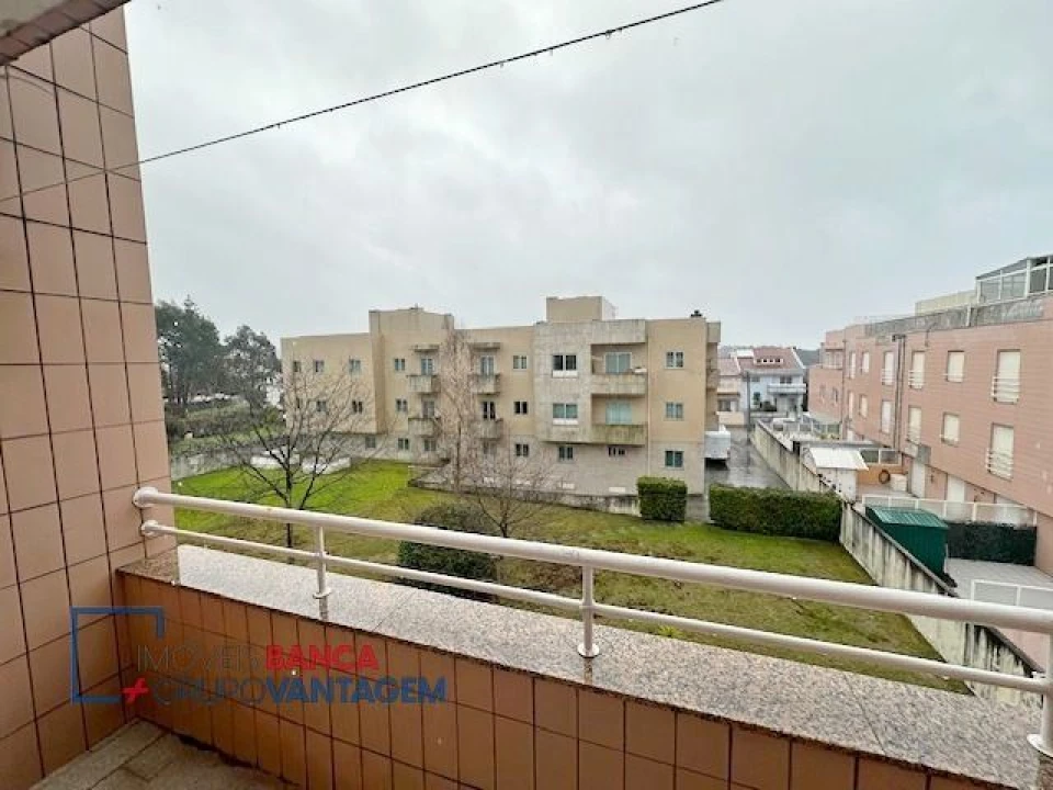Apartamento T2 para Venda em Madalena Foto 16