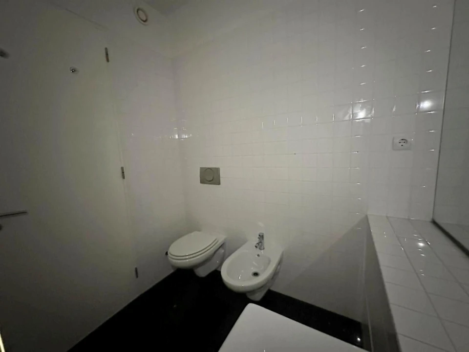 Apartamento T4 para Venda em Mafamude e Vilar do Paraíso Foto 20