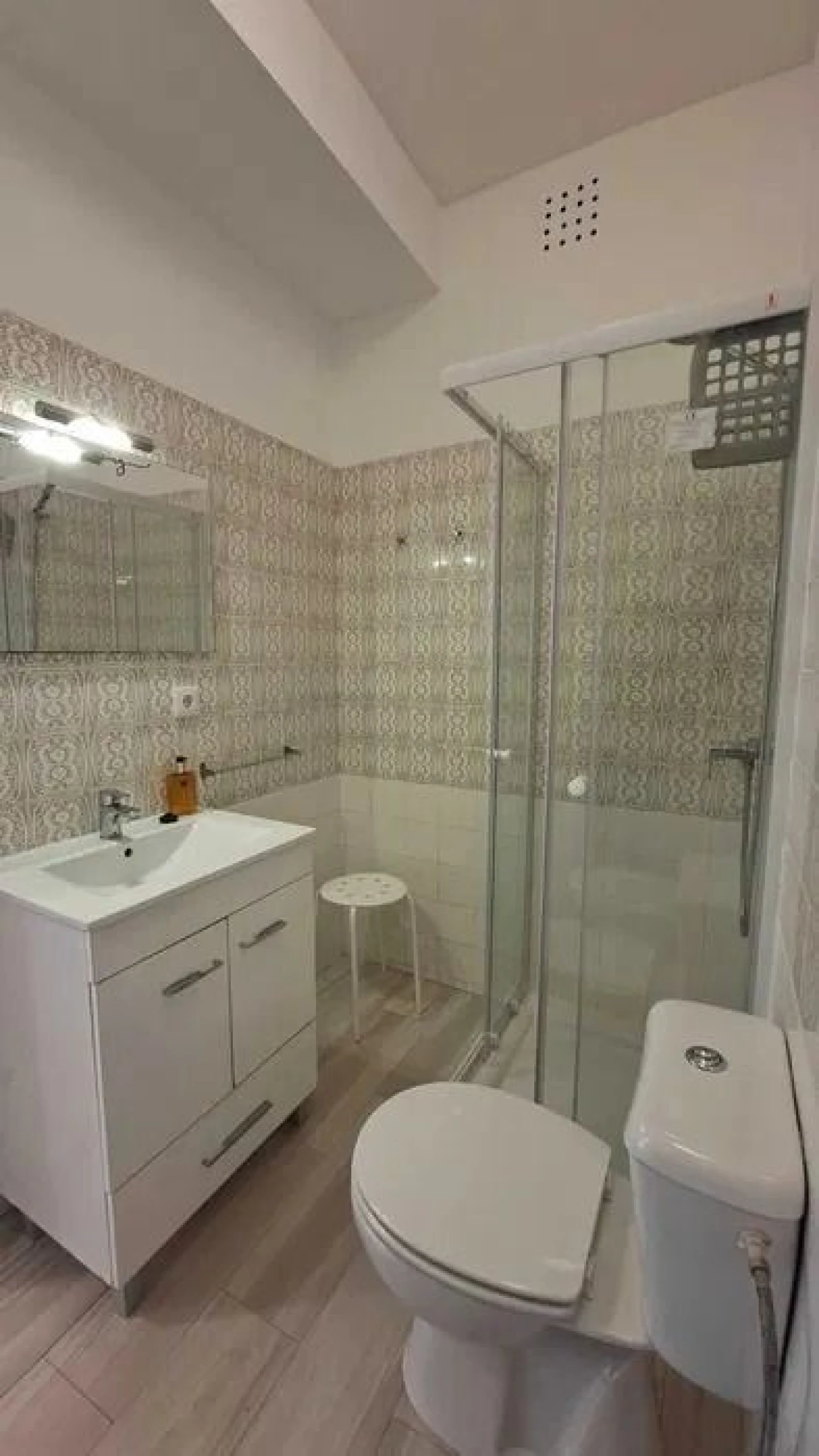 Apartamento T1 para Arrendamento em Bonfim Foto 6