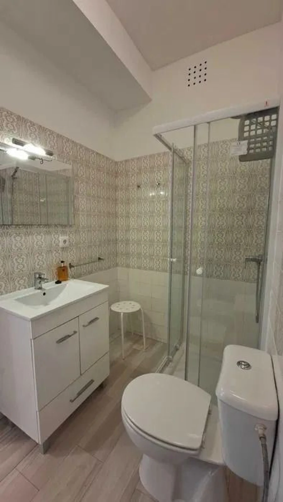 Apartamento T1 para Arrendamento em Bonfim Foto 6