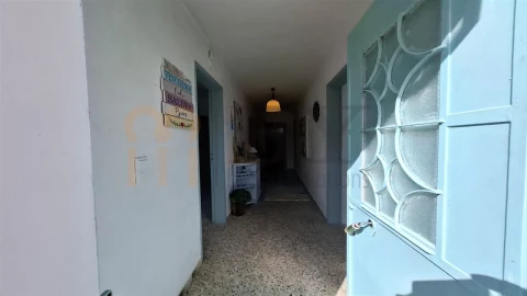 Moradia T2 para Venda em Almodôvar e Graça dos Padrões