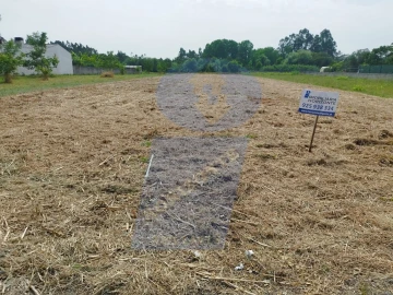 Terreno para Venda em Covões e Camarneira