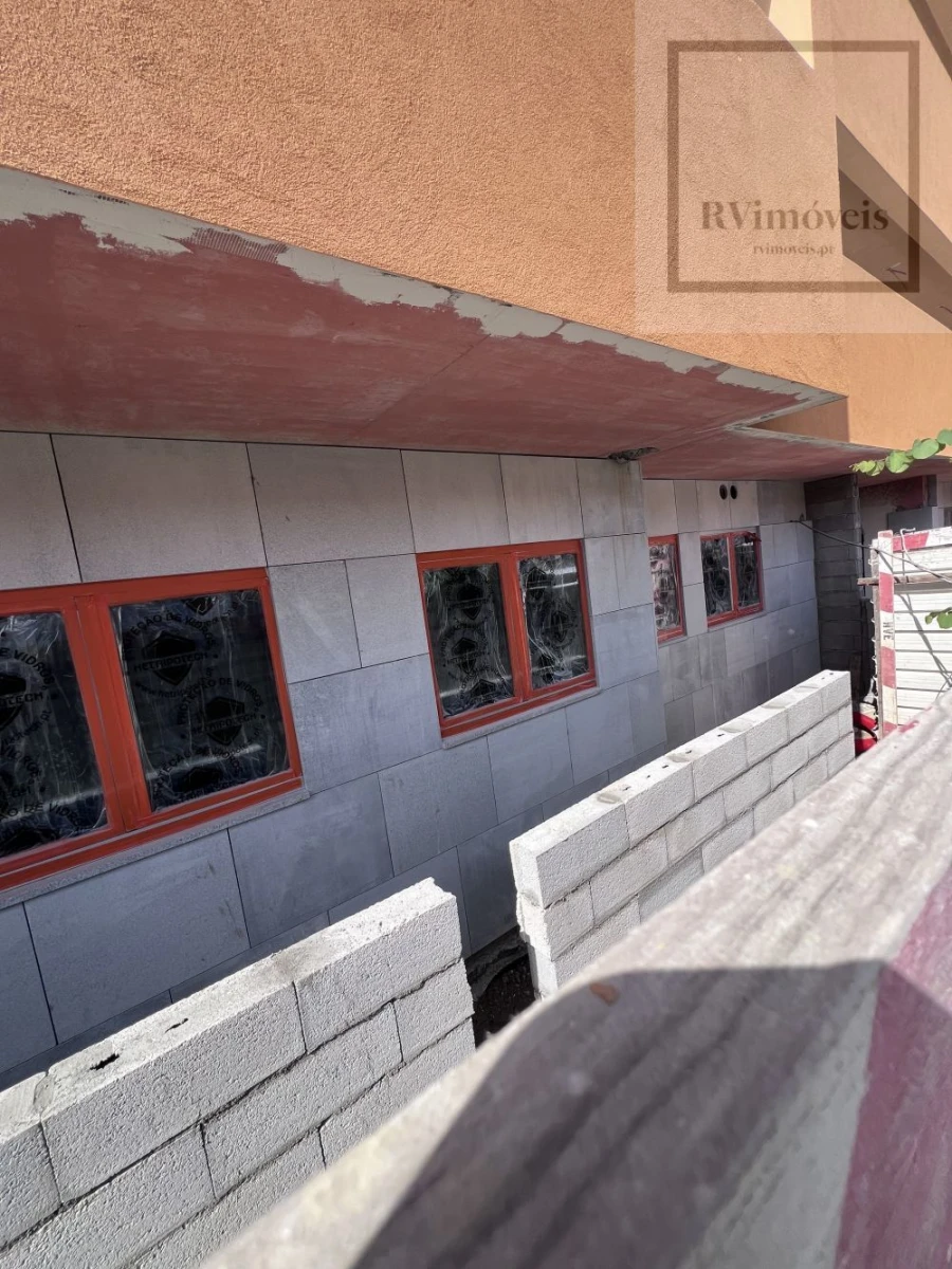 Apartamento T2 para Venda em Paranhos Foto 56