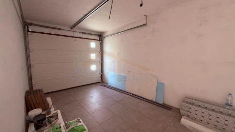 Moradia T4 para Venda em Atouguia da Baleia