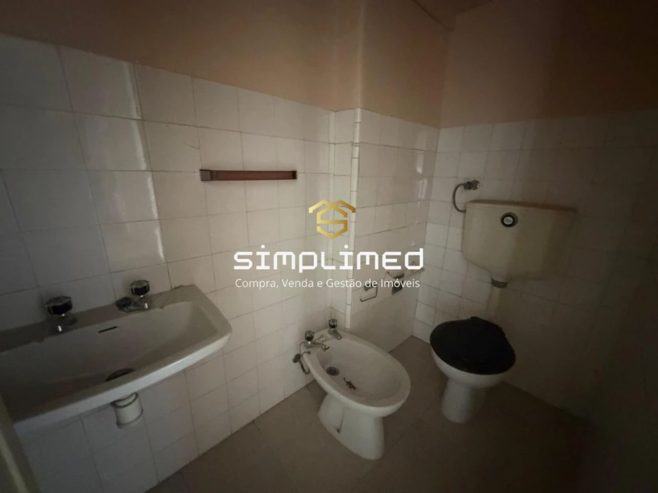 Apartamento T3 para Venda em Caparica e Trafaria Foto 16