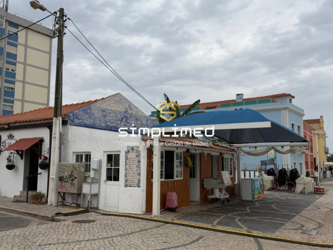 Apartamento T3 para Venda em Caparica e Trafaria Foto 2