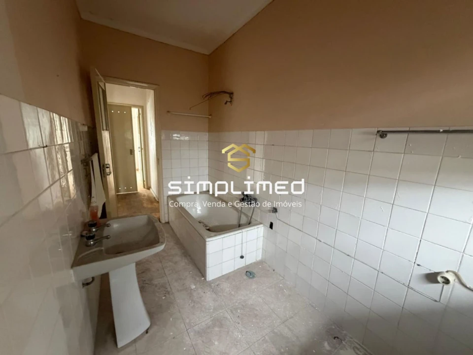 Apartamento T3 para Venda em Caparica e Trafaria Foto 14