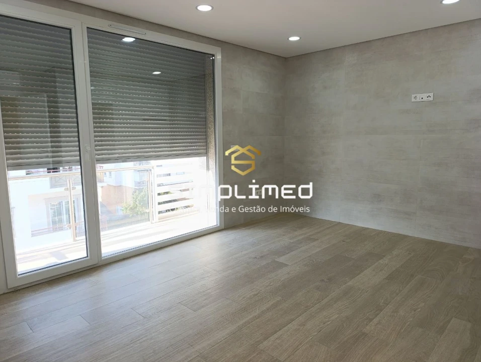 Apartamento T3 para Venda em Covilhã e Canhoso Foto 10