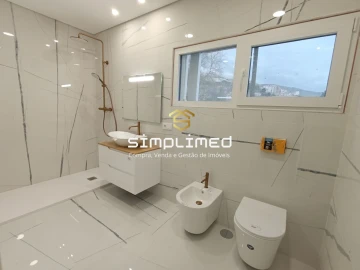 Apartamento T2 para Venda em Covilhã e Canhoso