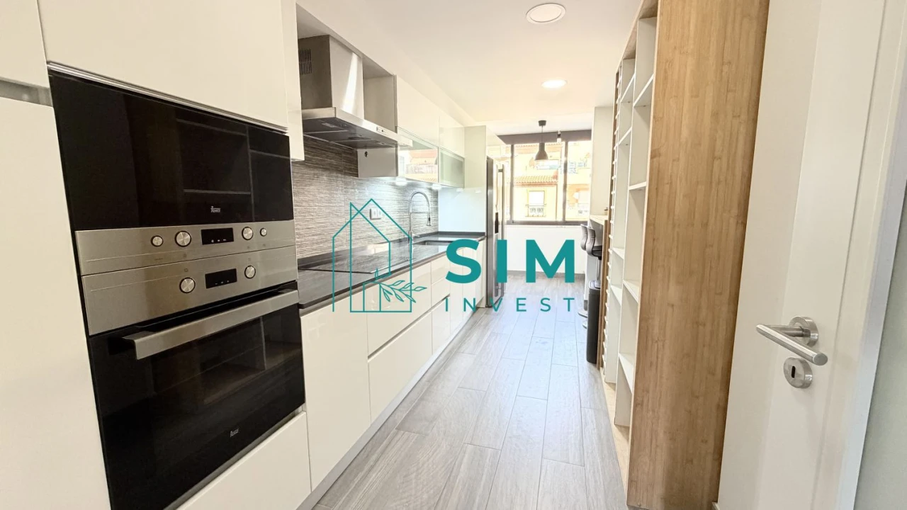 Apartamento T2 para Venda em Faro (Sé e São Pedro) Foto 12