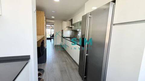 Apartamento T2 para Venda em Faro (Sé e São Pedro)
