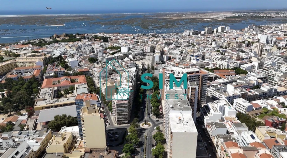 Apartamento T2 para Venda em Faro (Sé e São Pedro) Foto 48