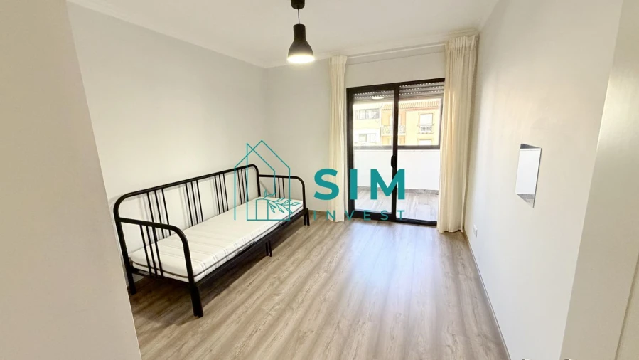 Apartamento T2 para Venda em Faro (Sé e São Pedro) Foto 29