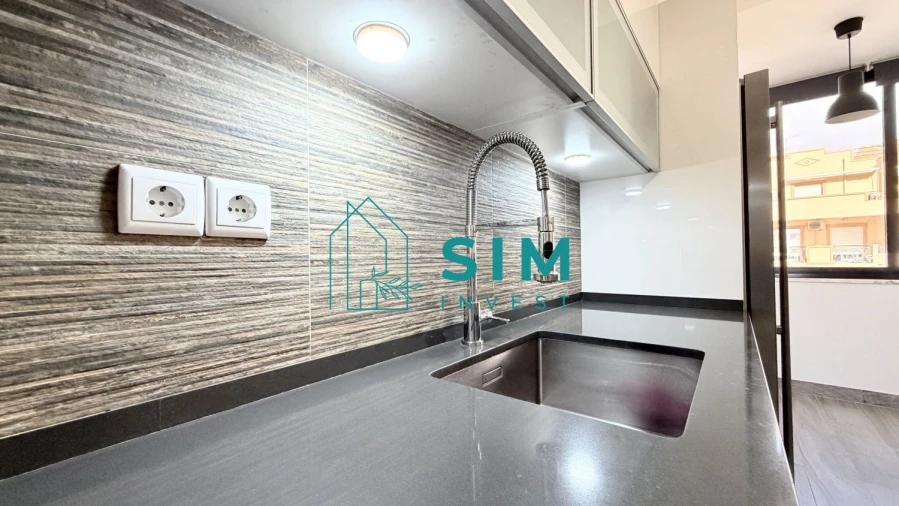 Apartamento T2 para Venda em Faro (Sé e São Pedro) Foto 16