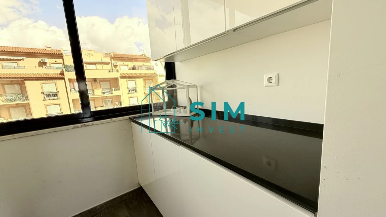 Apartamento T2 para Venda em Faro (Sé e São Pedro) Foto 20