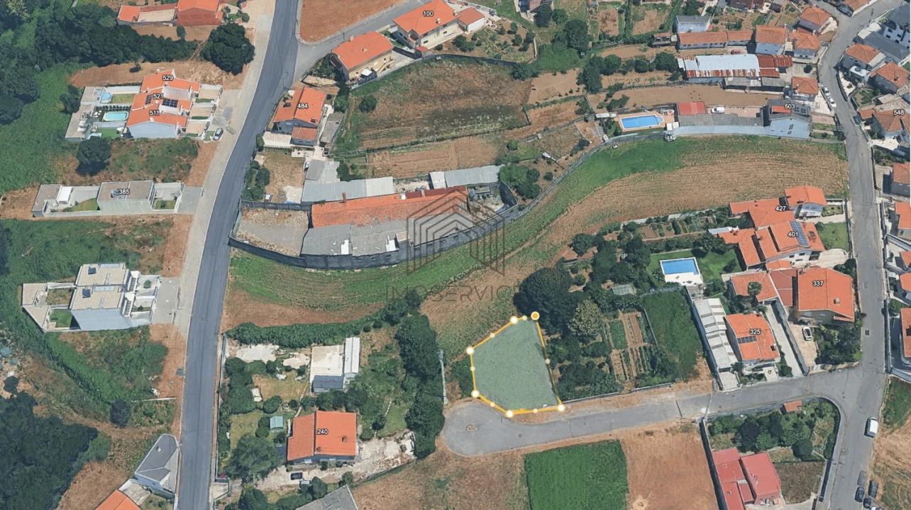 Terreno para Venda em Lourosa Foto 3