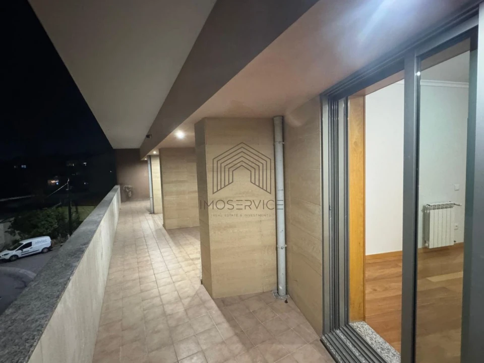 Apartamento T2 para Venda em Canidelo Foto 1