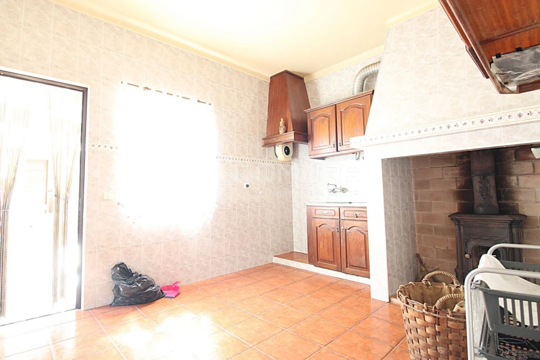 Moradia T2 para Venda em Torrão Foto 27