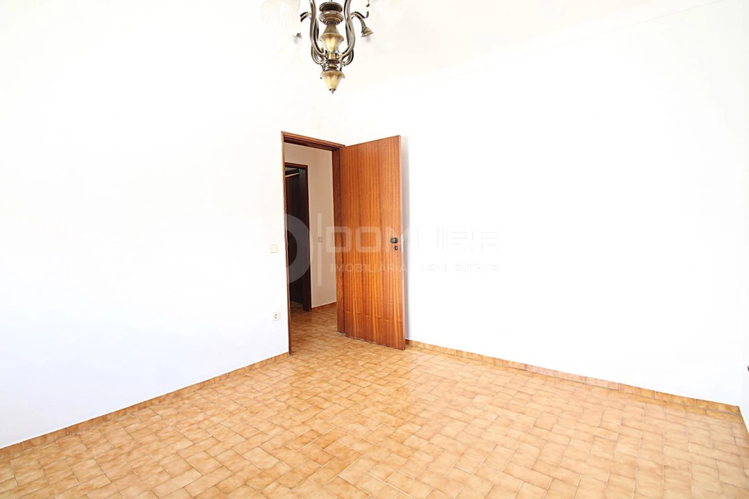 Moradia T2 para Venda em Torrão Foto 11