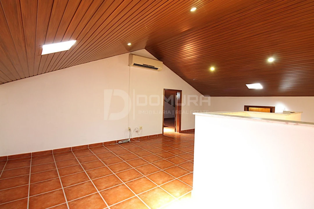 Moradia T2 para Venda em Torrão Foto 19
